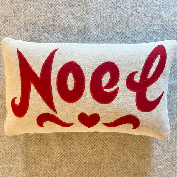 Noel cushion